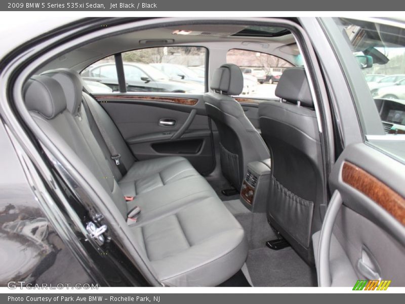 Jet Black / Black 2009 BMW 5 Series 535xi Sedan