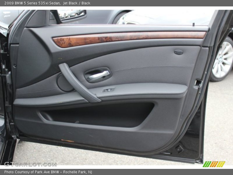 Jet Black / Black 2009 BMW 5 Series 535xi Sedan