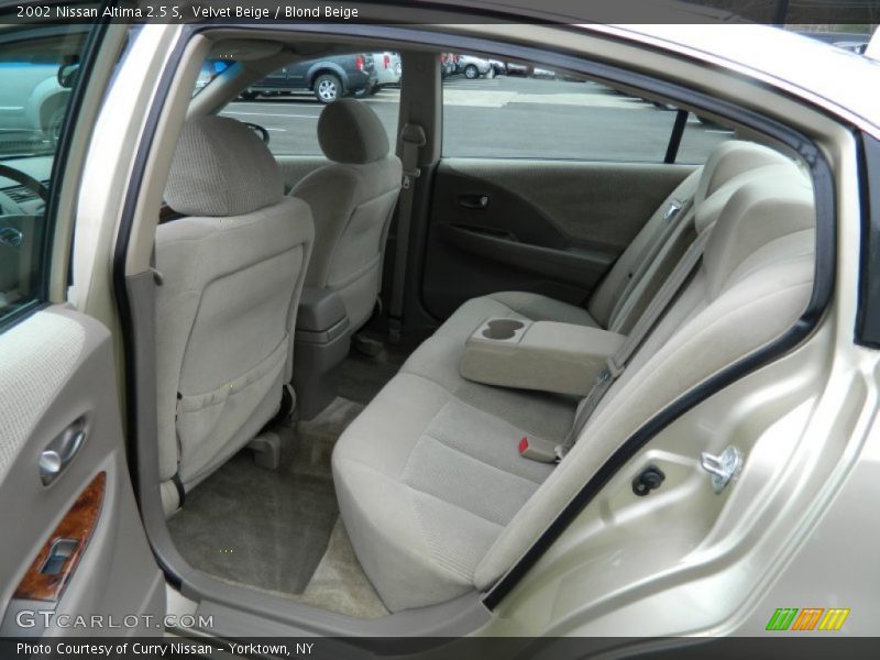 Velvet Beige / Blond Beige 2002 Nissan Altima 2.5 S