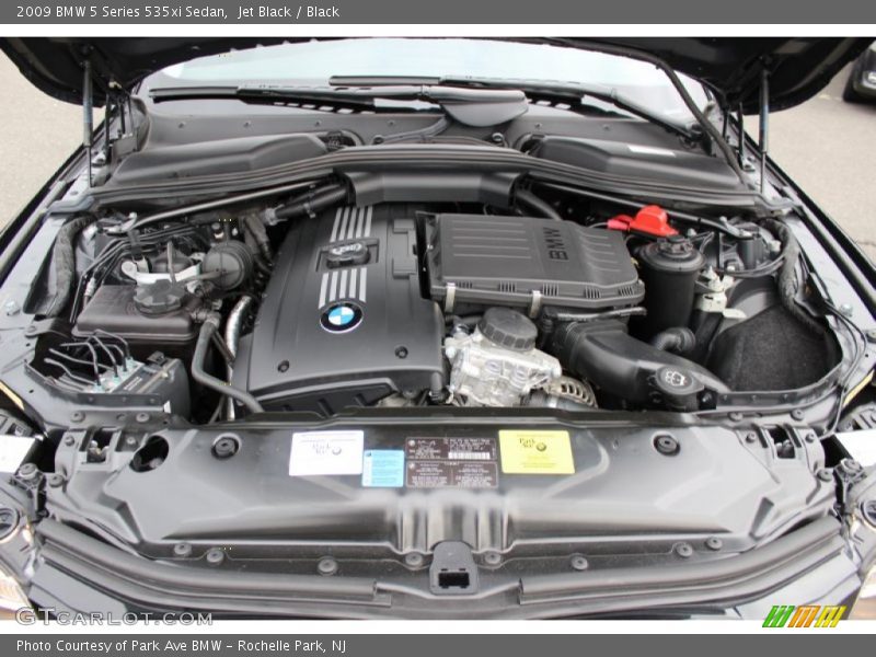 Jet Black / Black 2009 BMW 5 Series 535xi Sedan