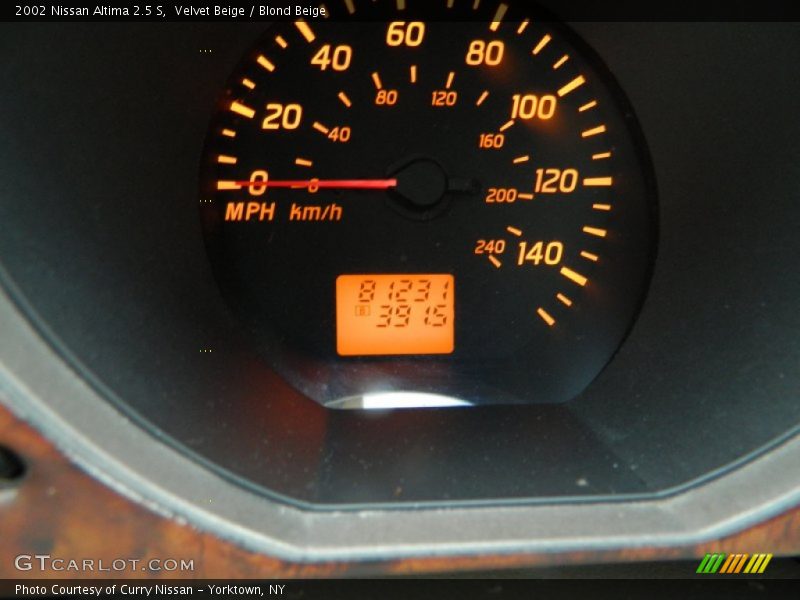 Velvet Beige / Blond Beige 2002 Nissan Altima 2.5 S