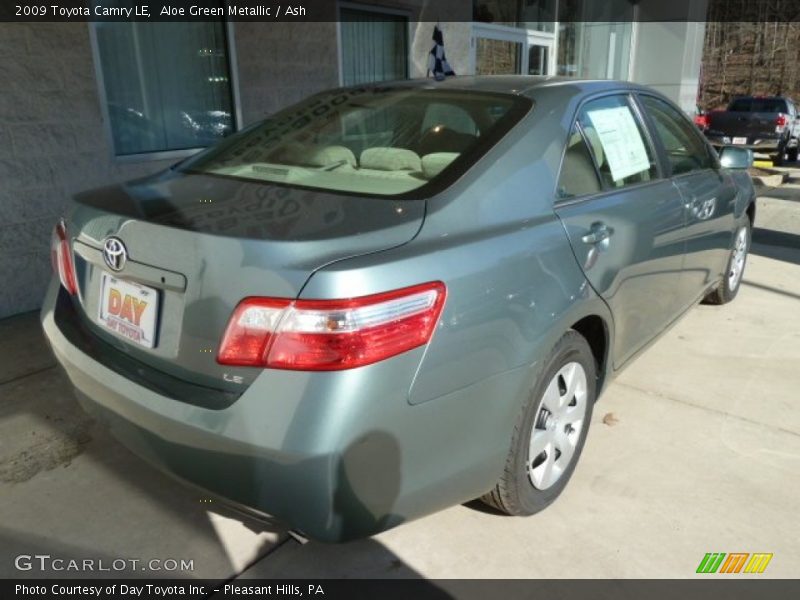 Aloe Green Metallic / Ash 2009 Toyota Camry LE