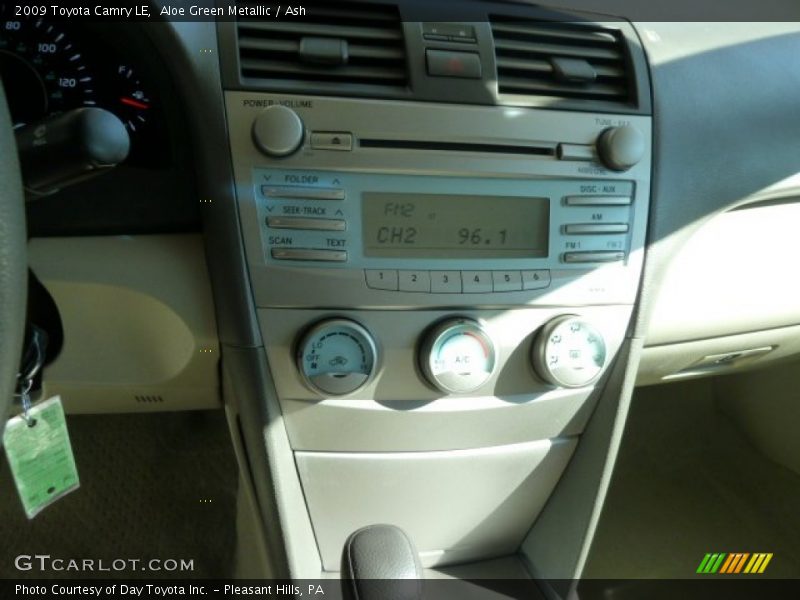 Aloe Green Metallic / Ash 2009 Toyota Camry LE
