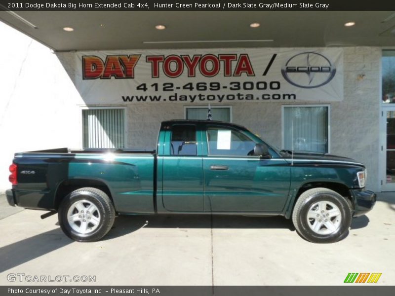 Hunter Green Pearlcoat / Dark Slate Gray/Medium Slate Gray 2011 Dodge Dakota Big Horn Extended Cab 4x4