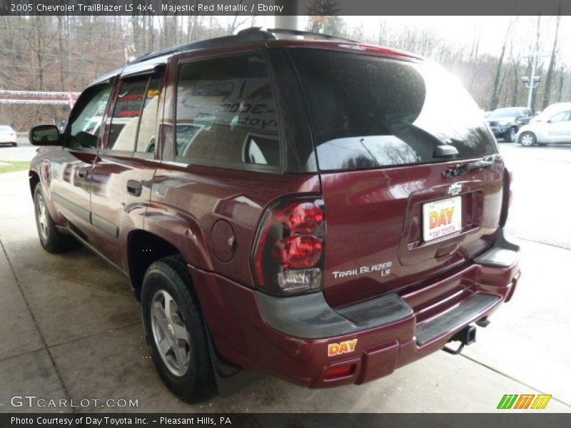 Majestic Red Metallic / Ebony 2005 Chevrolet TrailBlazer LS 4x4