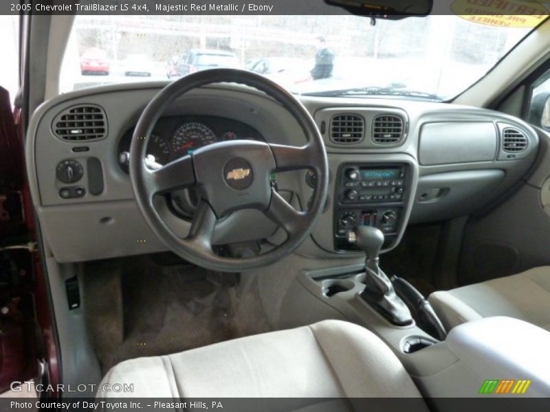 Majestic Red Metallic / Ebony 2005 Chevrolet TrailBlazer LS 4x4