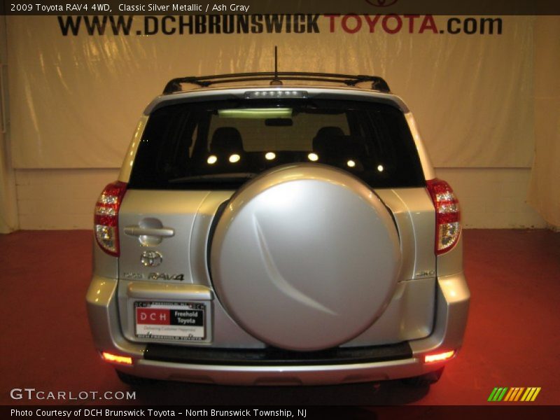 Classic Silver Metallic / Ash Gray 2009 Toyota RAV4 4WD