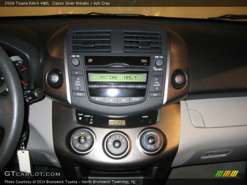 Classic Silver Metallic / Ash Gray 2009 Toyota RAV4 4WD