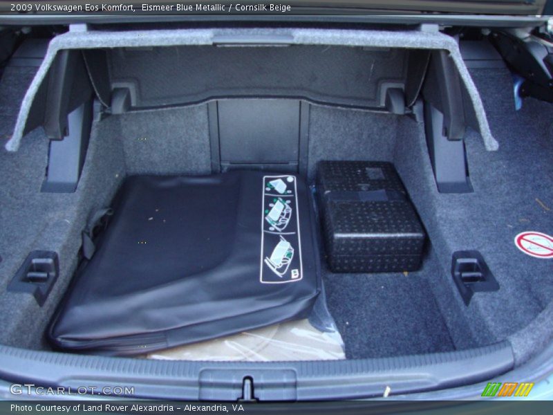 Eismeer Blue Metallic / Cornsilk Beige 2009 Volkswagen Eos Komfort