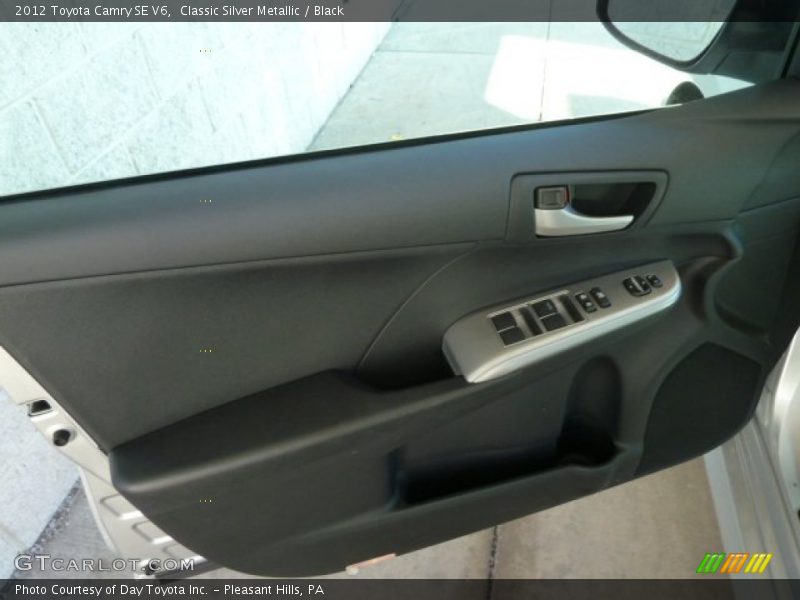 Classic Silver Metallic / Black 2012 Toyota Camry SE V6
