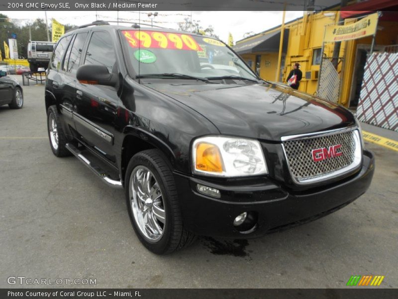 Onyx Black / Medium Pewter 2004 GMC Envoy SLE