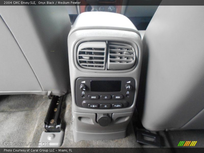 Onyx Black / Medium Pewter 2004 GMC Envoy SLE