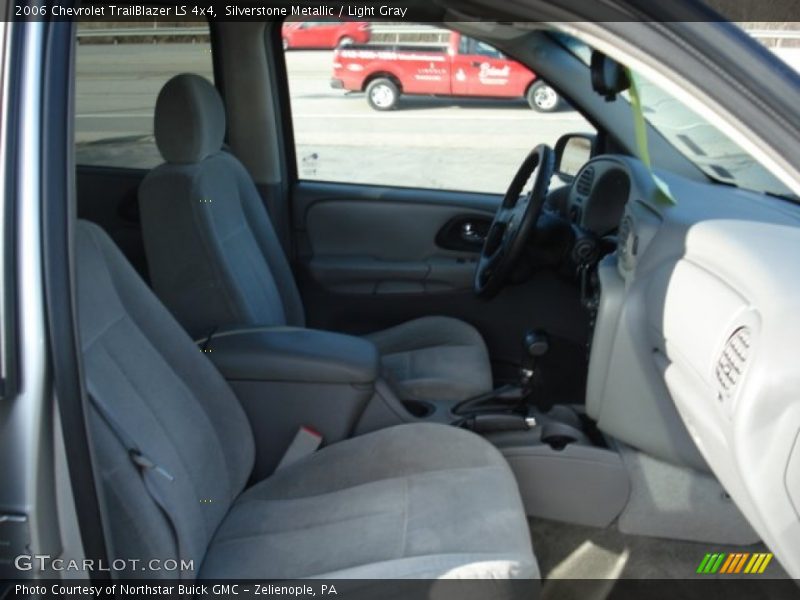 Silverstone Metallic / Light Gray 2006 Chevrolet TrailBlazer LS 4x4