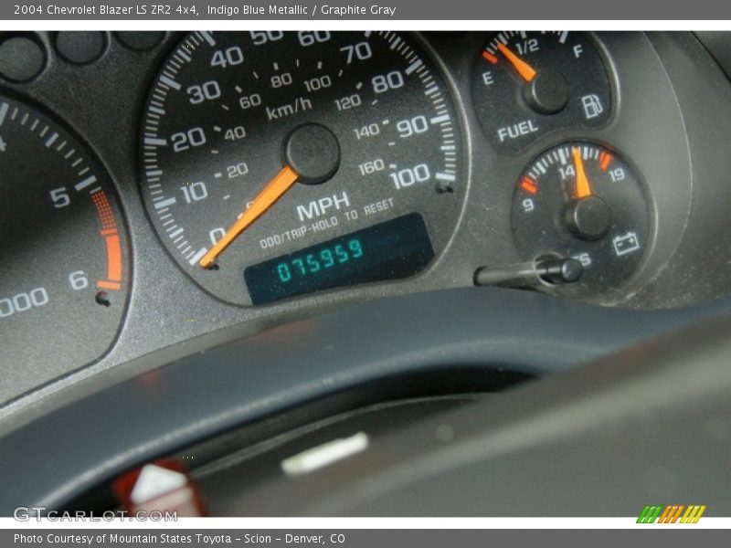 Indigo Blue Metallic / Graphite Gray 2004 Chevrolet Blazer LS ZR2 4x4