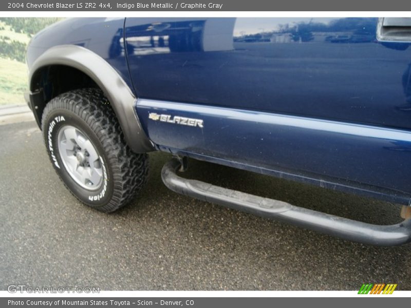Indigo Blue Metallic / Graphite Gray 2004 Chevrolet Blazer LS ZR2 4x4