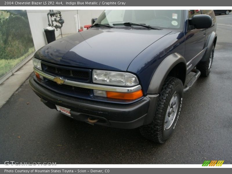 Indigo Blue Metallic / Graphite Gray 2004 Chevrolet Blazer LS ZR2 4x4