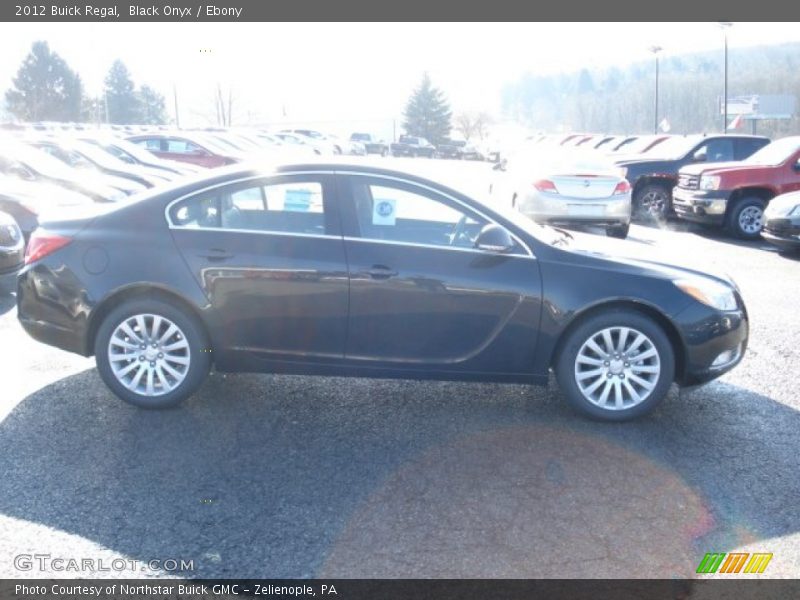 Black Onyx / Ebony 2012 Buick Regal