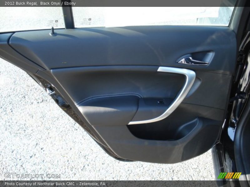 Black Onyx / Ebony 2012 Buick Regal