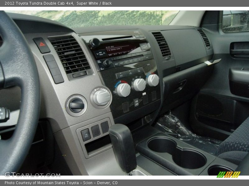 Super White / Black 2012 Toyota Tundra Double Cab 4x4
