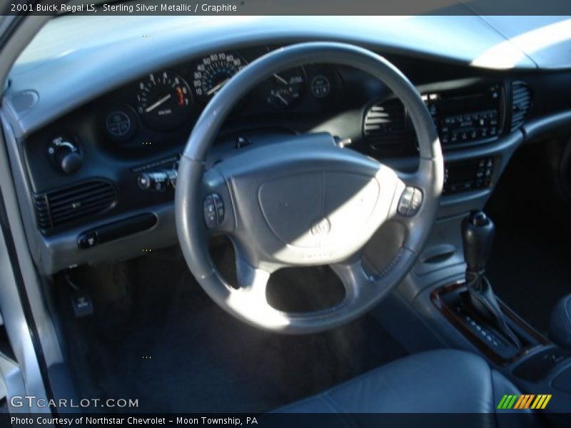 Sterling Silver Metallic / Graphite 2001 Buick Regal LS