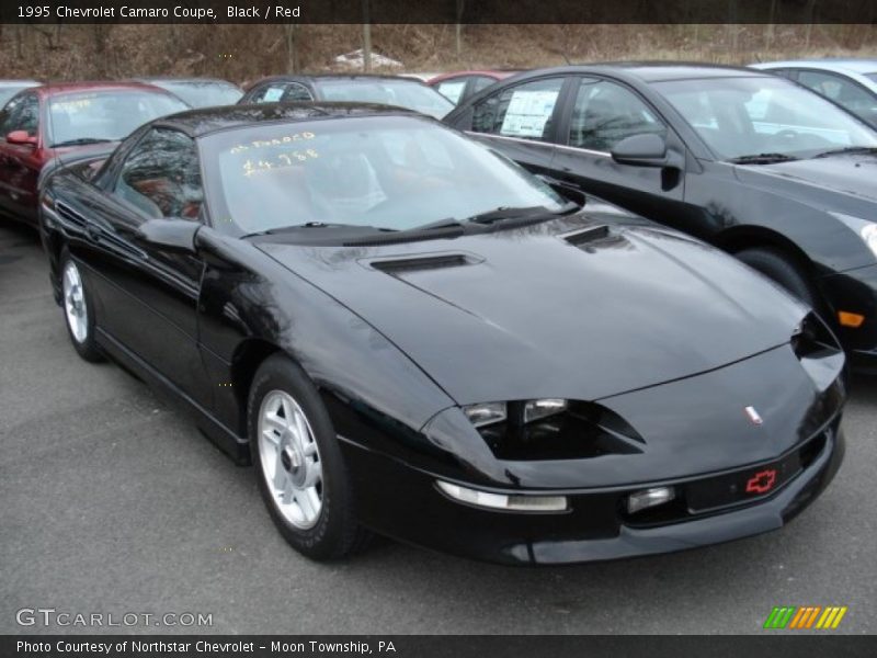 Front 3/4 View of 1995 Camaro Coupe