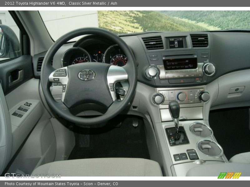 Classic Silver Metallic / Ash 2012 Toyota Highlander V6 4WD