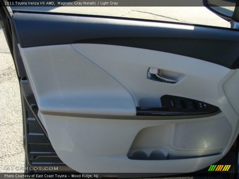 Magnetic Gray Metallic / Light Gray 2011 Toyota Venza V6 AWD