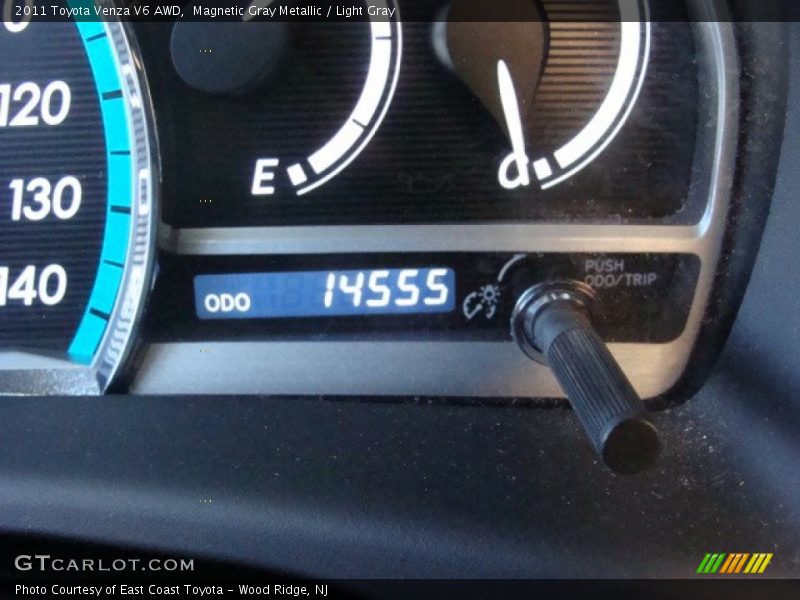 Magnetic Gray Metallic / Light Gray 2011 Toyota Venza V6 AWD
