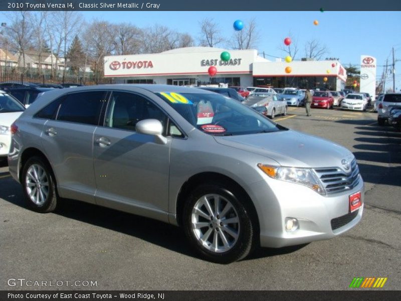 Classic Silver Metallic / Gray 2010 Toyota Venza I4
