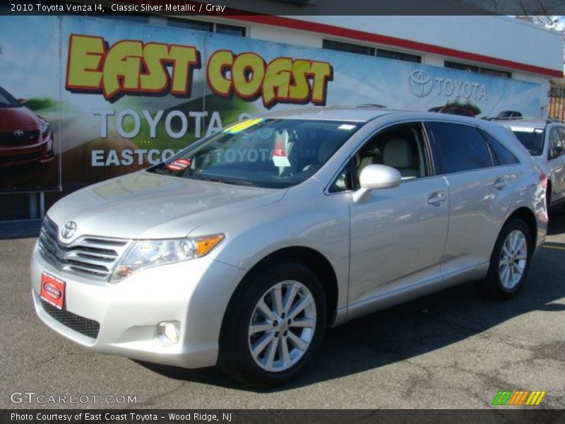 Classic Silver Metallic / Gray 2010 Toyota Venza I4