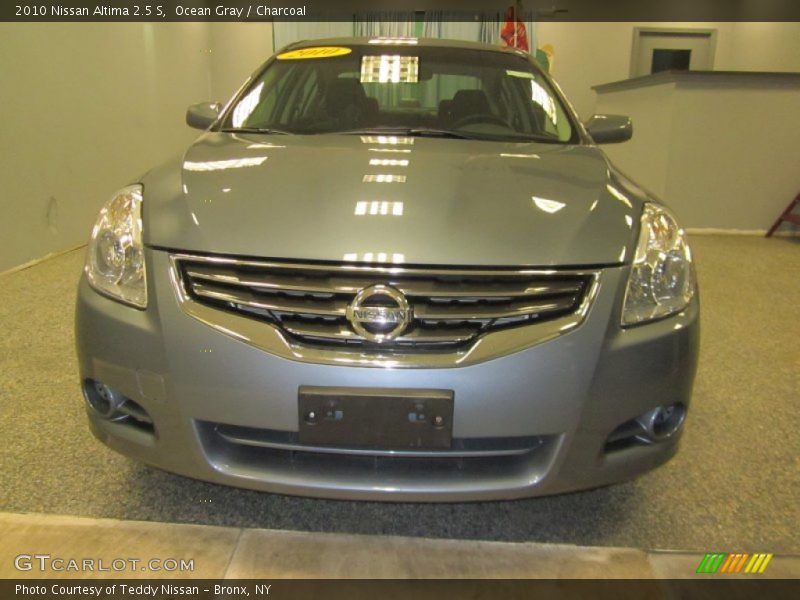Ocean Gray / Charcoal 2010 Nissan Altima 2.5 S