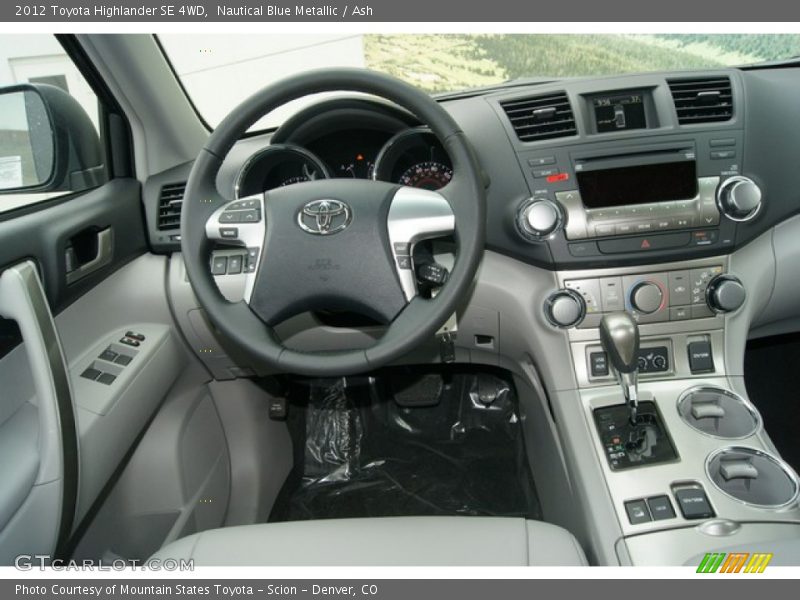 Nautical Blue Metallic / Ash 2012 Toyota Highlander SE 4WD