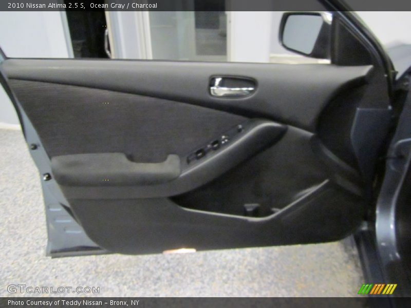 Ocean Gray / Charcoal 2010 Nissan Altima 2.5 S