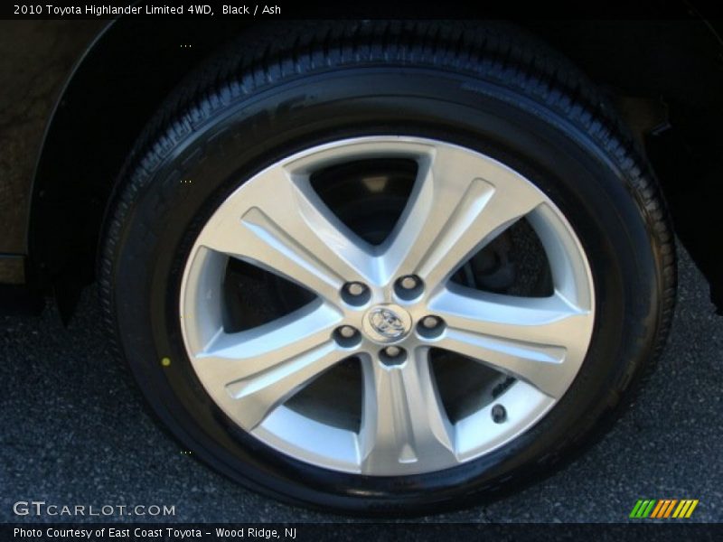 Black / Ash 2010 Toyota Highlander Limited 4WD