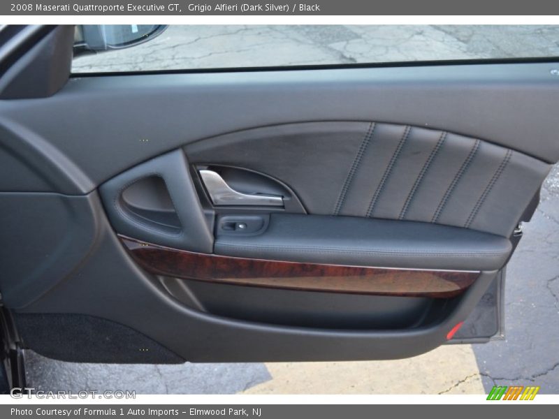 Door Panel of 2008 Quattroporte Executive GT
