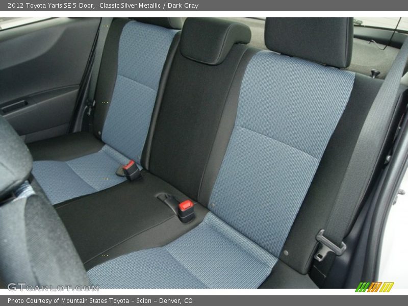 Classic Silver Metallic / Dark Gray 2012 Toyota Yaris SE 5 Door