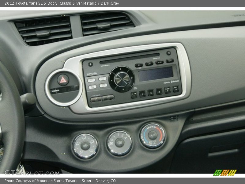 Classic Silver Metallic / Dark Gray 2012 Toyota Yaris SE 5 Door