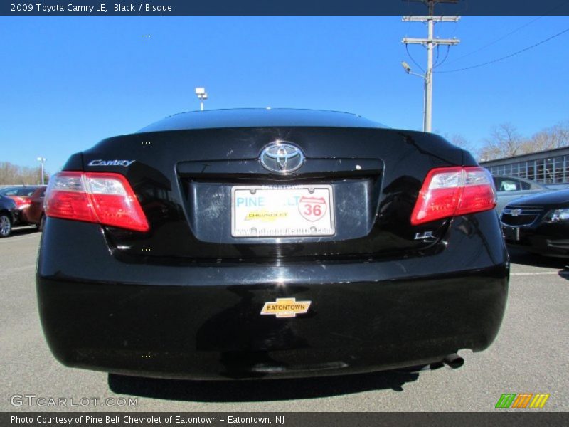 Black / Bisque 2009 Toyota Camry LE