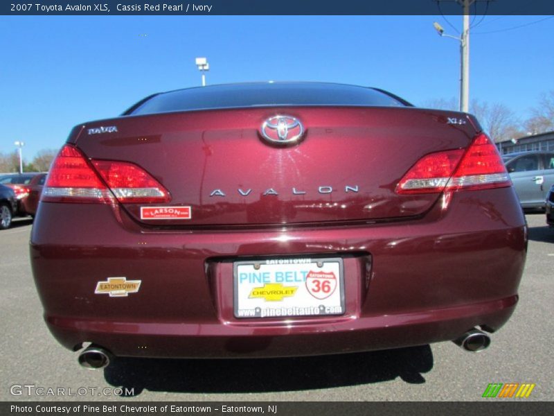 Cassis Red Pearl / Ivory 2007 Toyota Avalon XLS