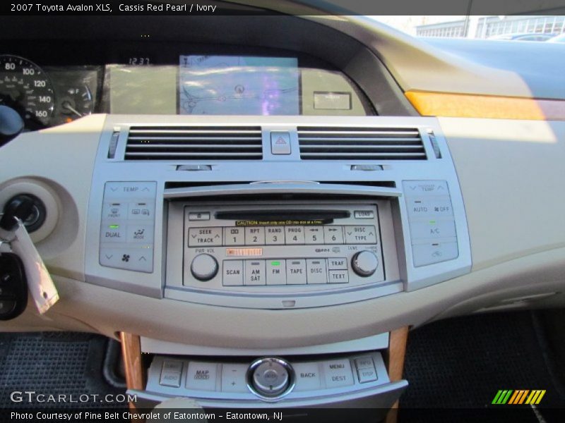 Cassis Red Pearl / Ivory 2007 Toyota Avalon XLS
