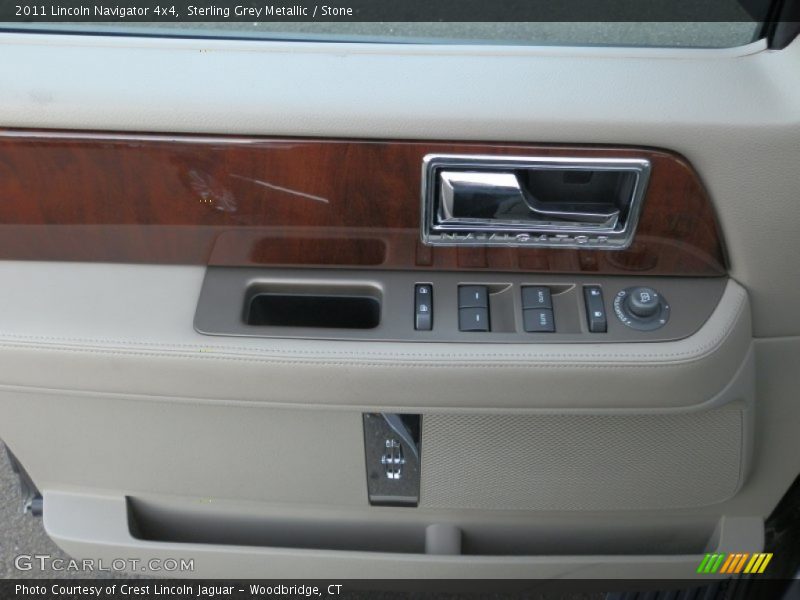 Sterling Grey Metallic / Stone 2011 Lincoln Navigator 4x4
