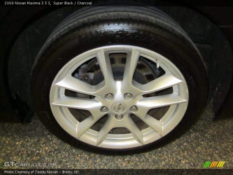 Super Black / Charcoal 2009 Nissan Maxima 3.5 S