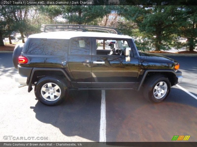 Black Diamond / Dark Charcoal 2007 Toyota FJ Cruiser 4WD