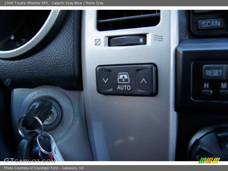 Galactic Gray Mica / Stone Gray 2006 Toyota 4Runner SR5