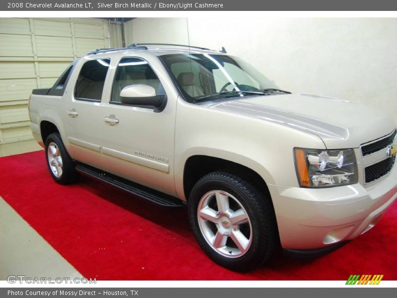 Silver Birch Metallic / Ebony/Light Cashmere 2008 Chevrolet Avalanche LT