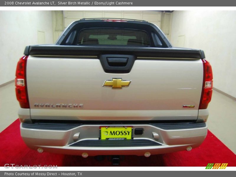 Silver Birch Metallic / Ebony/Light Cashmere 2008 Chevrolet Avalanche LT