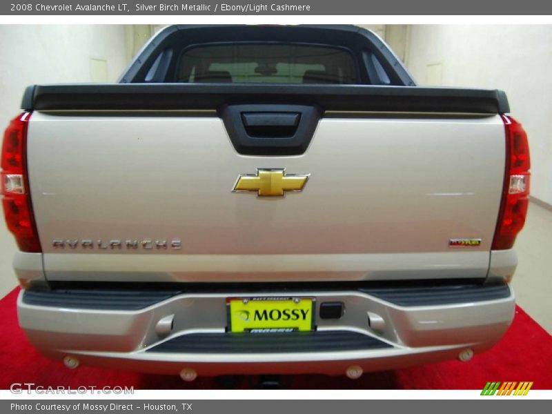 Silver Birch Metallic / Ebony/Light Cashmere 2008 Chevrolet Avalanche LT