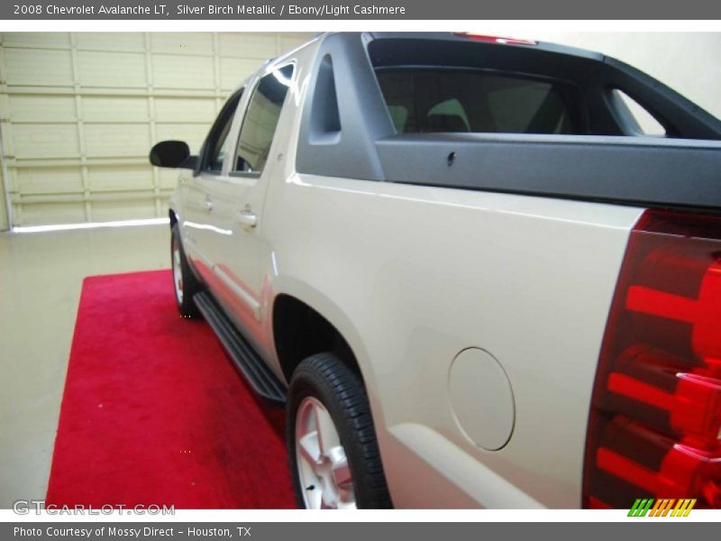 Silver Birch Metallic / Ebony/Light Cashmere 2008 Chevrolet Avalanche LT