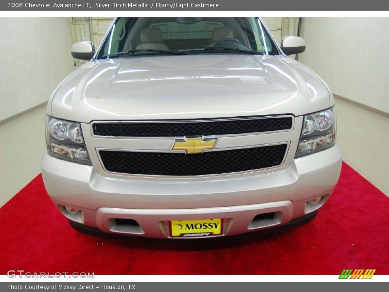 Silver Birch Metallic / Ebony/Light Cashmere 2008 Chevrolet Avalanche LT
