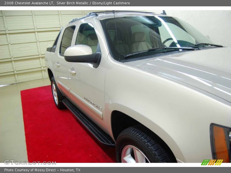 Silver Birch Metallic / Ebony/Light Cashmere 2008 Chevrolet Avalanche LT